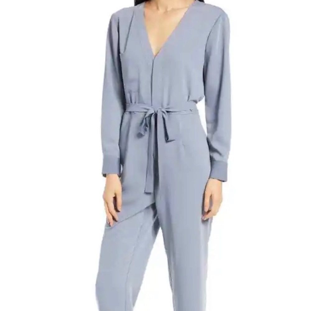 Charles Henry V-neck Long‎ Sleeve Tie Waist Jumpsuit Medium, Slate Blue NWT
4707